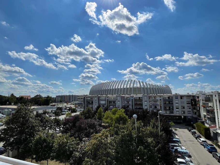 Leni Arena Zagreb Apartment Exterior photo